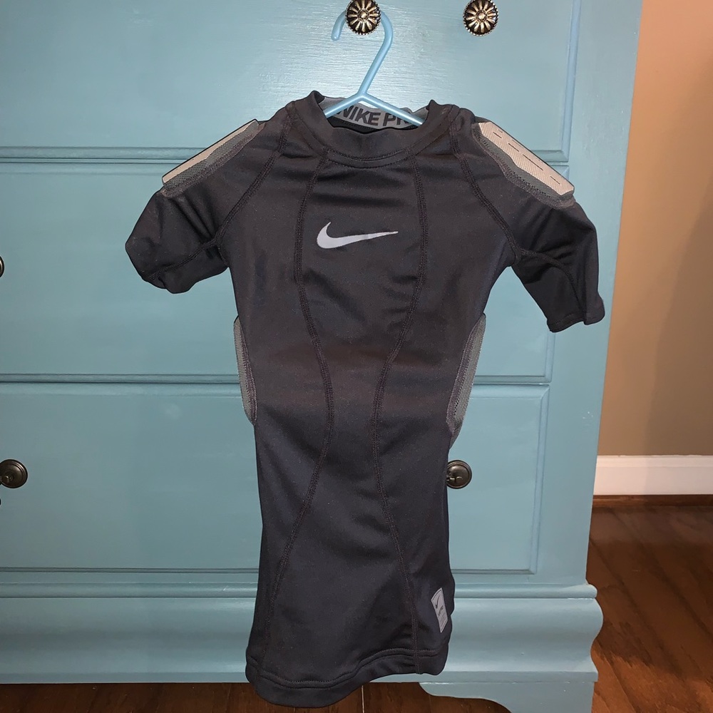 Boys Nike padded shirt